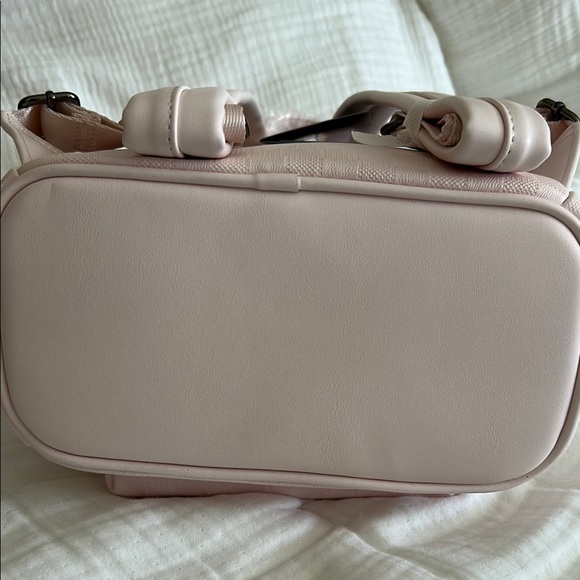 Loungefly Minnie Mouse Checkered Texture Mini Backpack - Picture 8 of 8